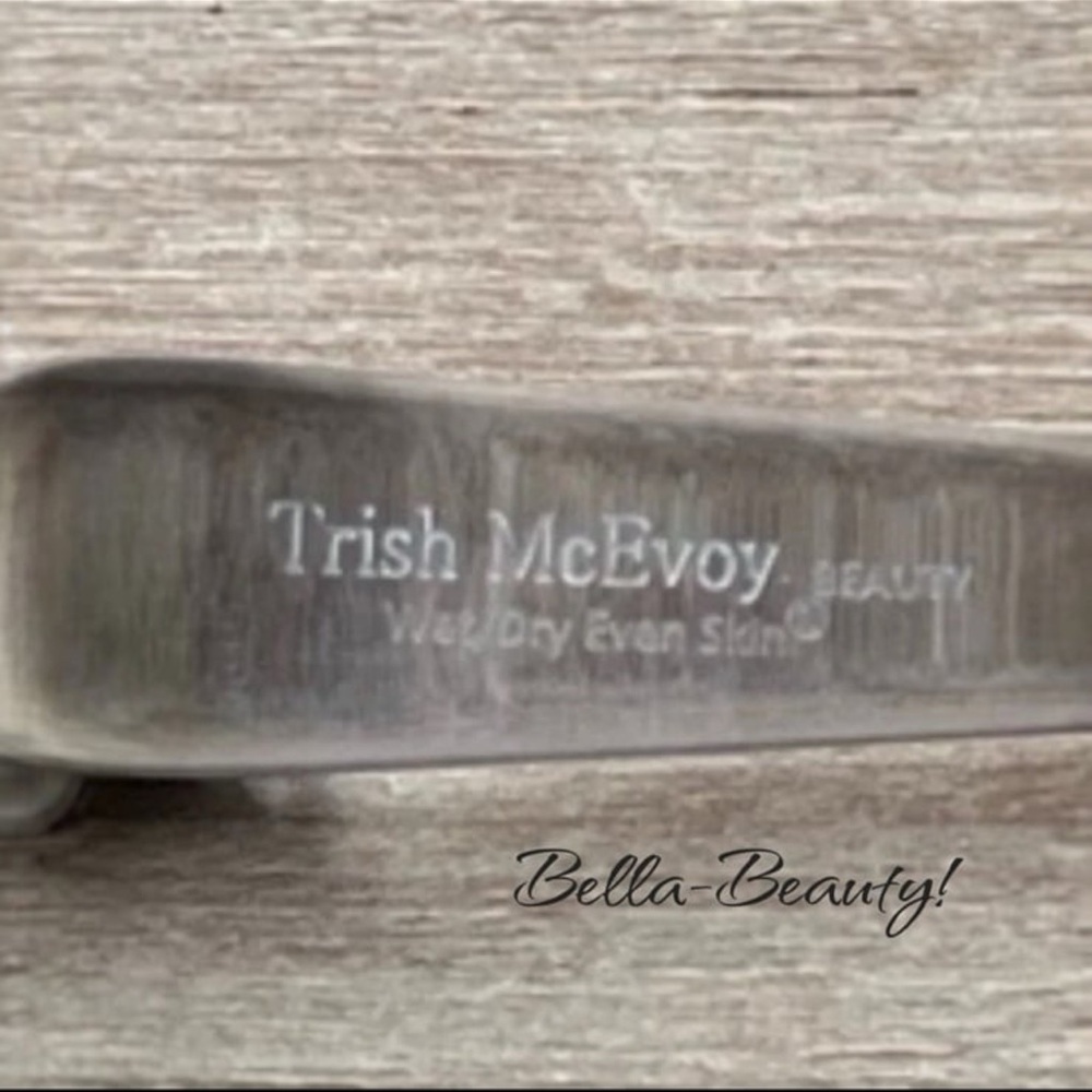 Trish McEvoy EVEN SKIN® Wet/Dry Dual-Ended Brush    ~NEW~   Foundation/Concealer - Picture 5 of 10